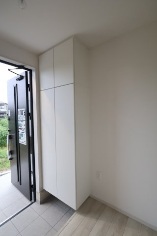《仲介手数料無料》緑区大字三室1553-1新築一戸建てケイアイクラフトピットの玄関