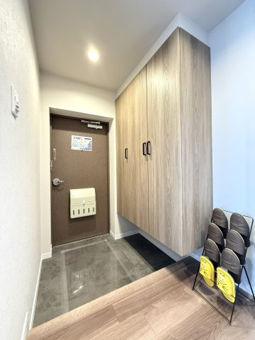 コープ野村澄川第弐の玄関