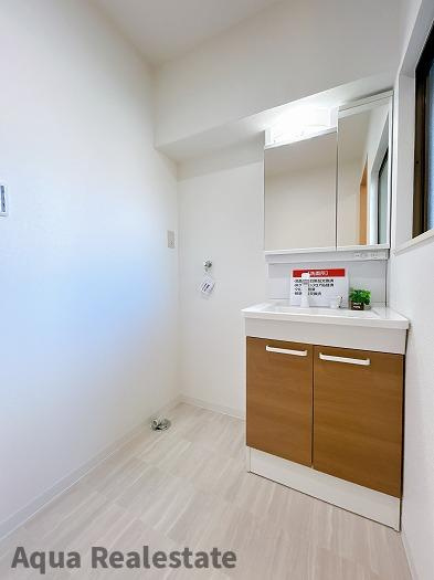 高松市牟礼町　リフォーム住宅の洗面所|洗面台：新品交換済み