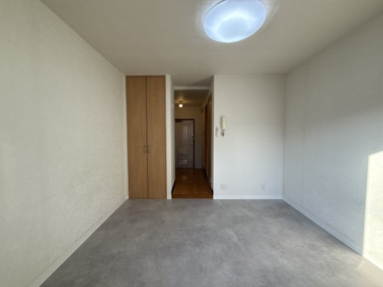 姫西ハイツの居間・リビング