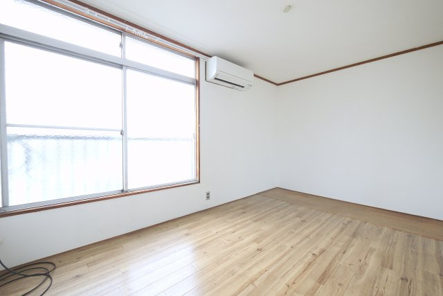 リバーサイド横井上の洋室|※写真は別の部屋のものです。