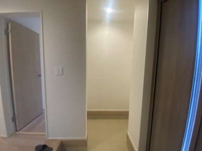 【玄関】 | 恩納村安富祖（全2棟）ラスト1号棟新築平屋 | 1号棟　シューズクローク付き♪