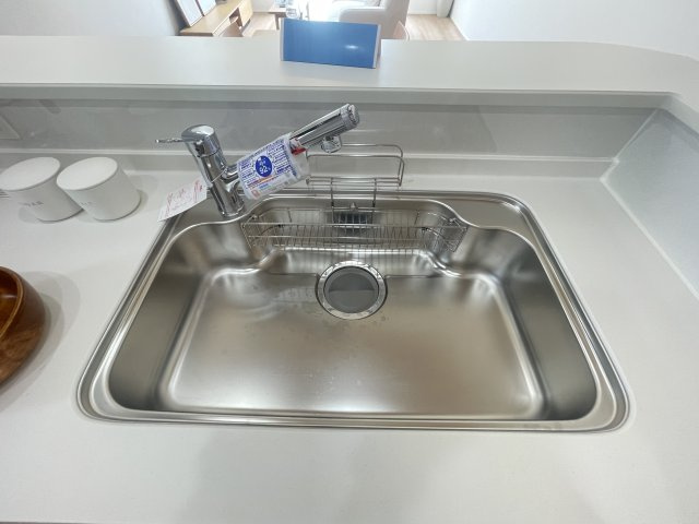 恩納村安富祖（全2棟）ラスト1号棟新築平屋のキッチン|1号棟　浄水器付き♪