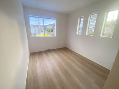 【洋室】 | 恩納村安富祖（全2棟）ラスト1号棟新築平屋 | 1号棟　洋室6.5帖＋WIC付き♪（WIC×2部屋）