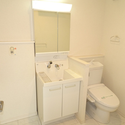 【独立洗面台】 | ヴィラビヨルク