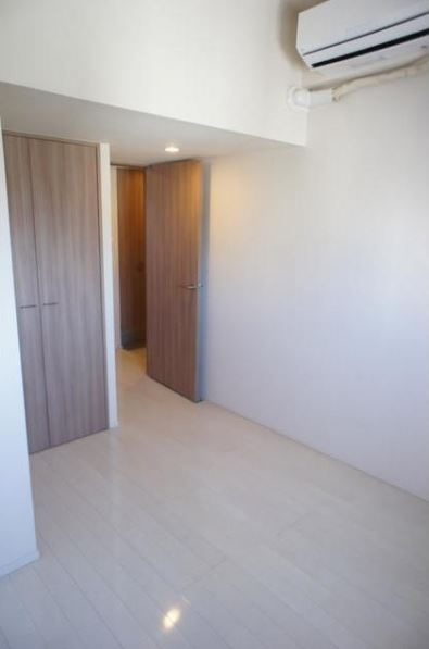 Ｒａｆｆｉｎｅ 雷門の洋室