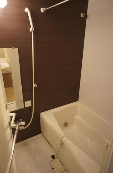 Ｒａｆｆｉｎｅ 雷門の浴室