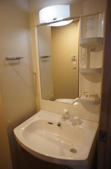 Ｒａｆｆｉｎｅ 雷門の洗面所