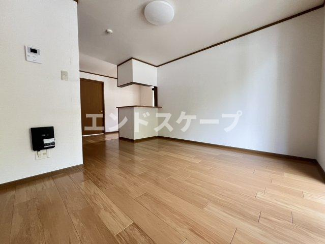 ウエストヴィレッジの居間・リビング|高崎、前橋のお部屋探しはエンドスケープまで！お客様の理想お聞かせ下さい♪