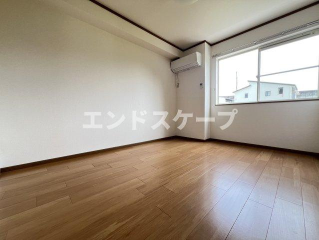 ウエストヴィレッジの洋室|高崎、前橋のお部屋探しはエンドスケープまで！お客様の理想お聞かせ下さい♪