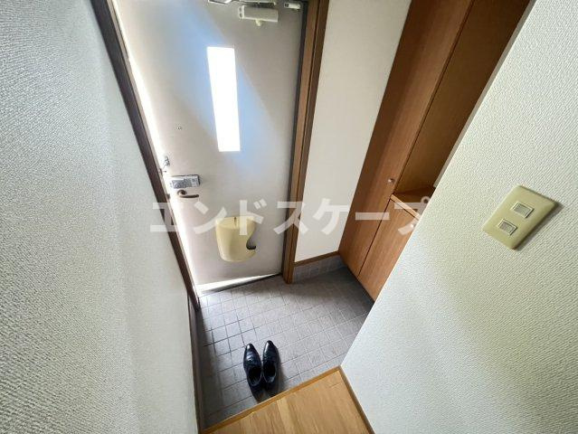 ウエストヴィレッジの玄関|高崎、前橋のお部屋探しはエンドスケープまで！お客様の理想お聞かせ下さい♪