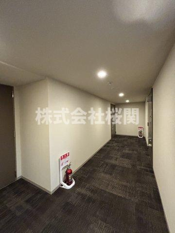 横浜市中区弥生町１丁目の賃貸マンションのロビー