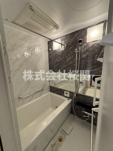 横浜市中区弥生町１丁目の賃貸マンションの浴室|※他号室参考写真