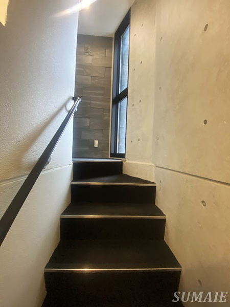 レピュア十条レジデンスのその他共用部分|共用階段です