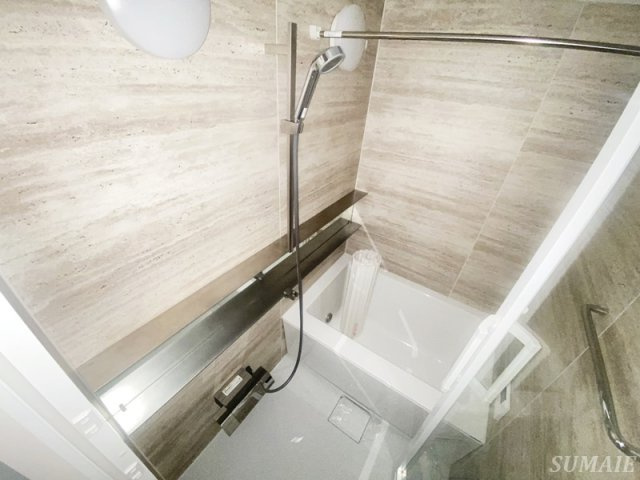 レピュア十条レジデンスの浴室|落ち着いた空間のお風呂です