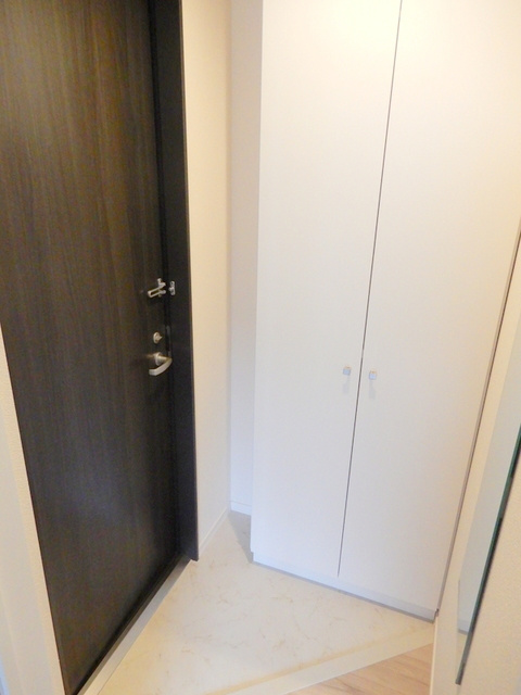 ＧｒａｎｄＣｈａｒｉｏｔ（グランシャリオ）の玄関|玄関