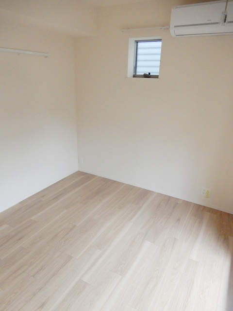 ＧｒａｎｄＣｈａｒｉｏｔ（グランシャリオ）の居間・リビング|4.8帖洋室