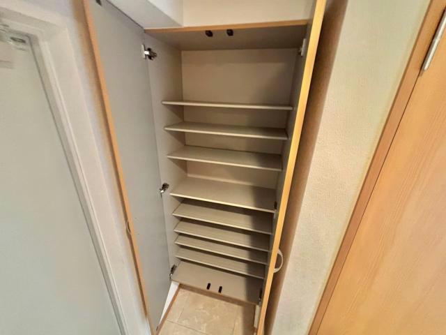 ビヤン北八代の収納