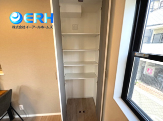 【収納】 | 灘区大石北町　新築戸建 | リビング収納もあれば助かります。
