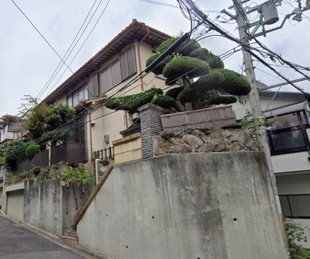 吹田市山手町2丁目　中古戸建の外観
