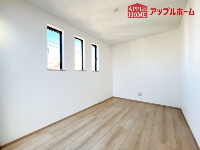 [新築住宅] さいたま市北区盆栽町 全3棟の洋室|居室は全室収納あり！たっぷりある収納活用でお部屋もキレイを保てます♪