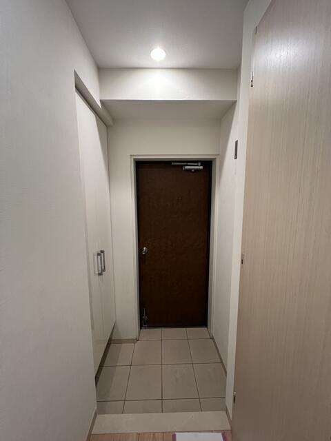 日本橋箱崎ハイツの玄関| 