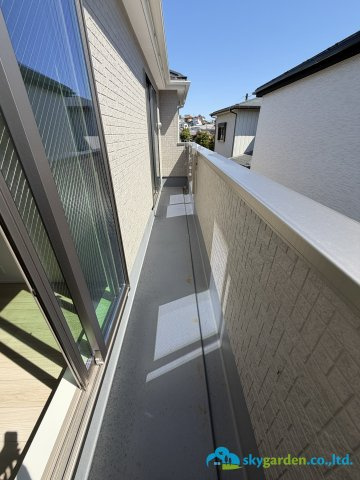 平塚市南金目　第1期　全４棟　2号棟のバルコニー