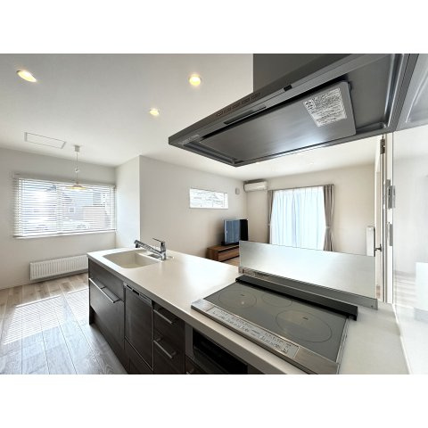 桔梗2丁目中古住宅のキッチン