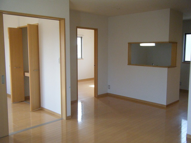 ジュノーⅤの居間・リビング