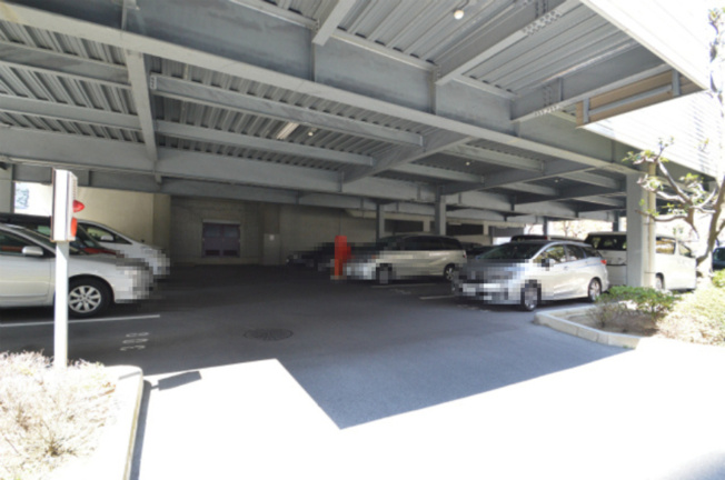 【駐車場】 | 星和プラネタウン千里南第1期B棟 | サイトに掲載されていない箇所の写真、撮影してお届けさせて頂きます！気になる物件で、見たい部分の画像が無い場合は、弊社スタッフまでご連絡下さいませ。お客様の気になる箇所を、カメラにて撮影して参ります！