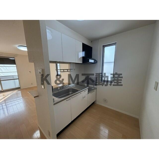 フローラルコートＢのキッチン|きれいなキッチンです