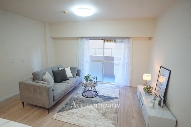 【居間・リビング】の画像