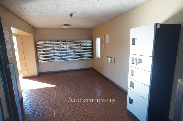 【ロビー】 | 若江岩田パークマンションB棟 | 宅配ボックス完備マンションです☆