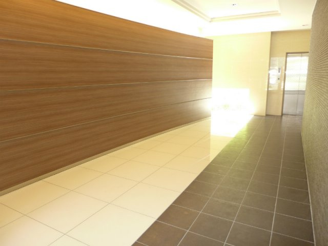 スカイビュー エヌティのロビー