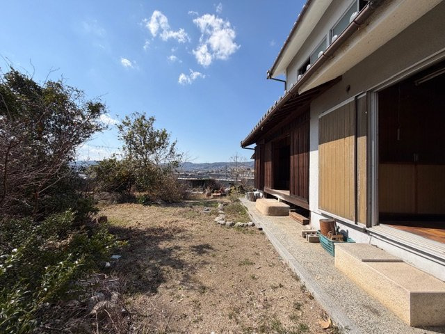 斑鳩町龍田北４丁目　中古戸建の庭|広いお庭でドッグランはいかがでしょうか♪