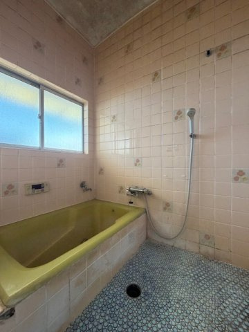 斑鳩町龍田北４丁目　中古戸建の浴室|お風呂♪
