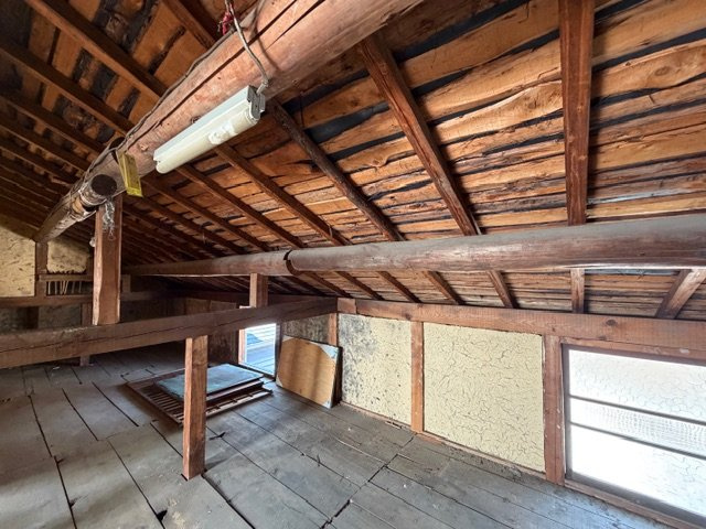 【内装】 | 斑鳩町龍田北４丁目　中古戸建 | 屋根裏♪梁が立派です(^^)/