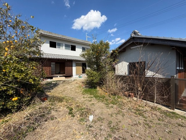 斑鳩町龍田北４丁目　中古戸建の外観|高台ならではの開放的なロケーション♪　陽当り・通風ともに良好♪