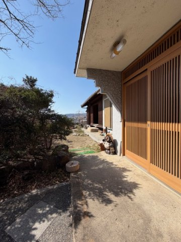 斑鳩町龍田北４丁目　中古戸建の外観|玄関♪　