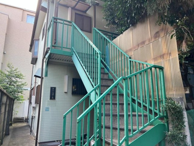 サニーコラールの外観