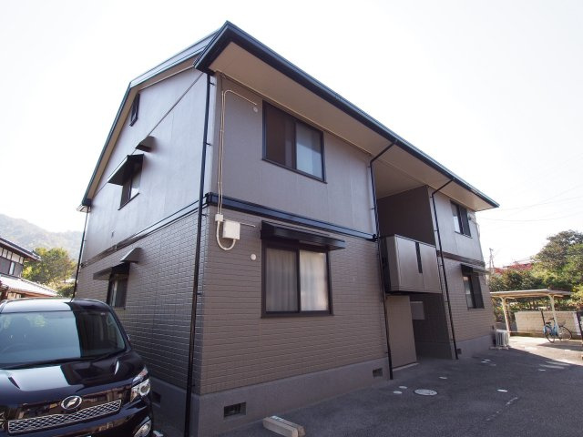 セジュールシャリオB棟の外観