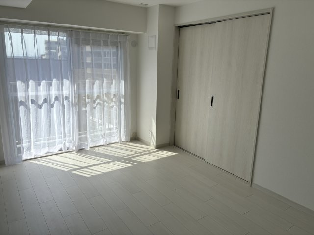 鷺沼さくら公園スカイマンションの居間・リビング|スライドドア：CLOSE