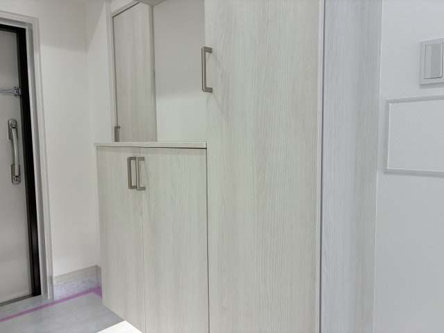 鷺沼さくら公園スカイマンションの玄関