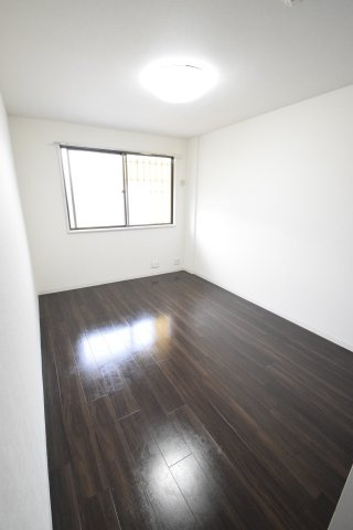 コーポ峰の洋室