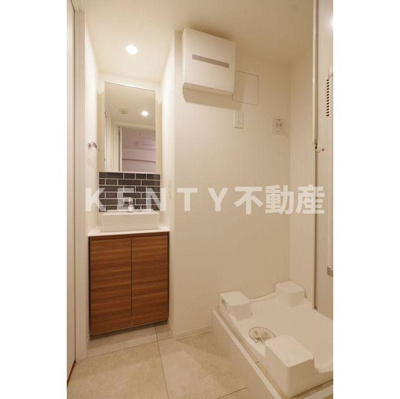 【洗面所】 | ジニア不動前 | 忙しい朝には欠かせない洗面所です