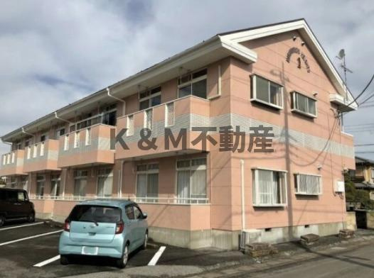 奈加乃内ハイツ１の駐車場|車をお持ちの方に嬉しい駐車場付きの物件です