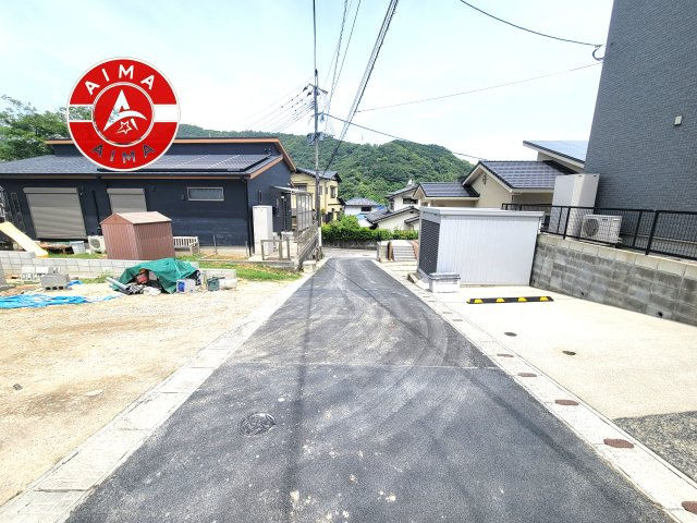 大野城市乙金東2丁目第3-2棟（2号棟）の前面道路含む現地写真|前面道路です。