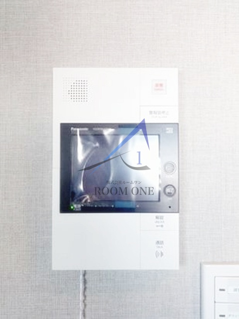 ザ・レジデンス・オブ・トーキョーＴＹ１６のセキュリティ|モニター付きインターホンです。