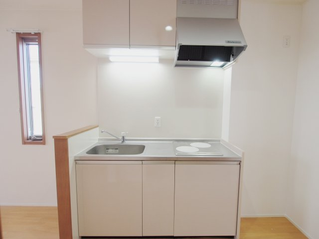 安芸郡府中町八幡３丁目のアパートのキッチン