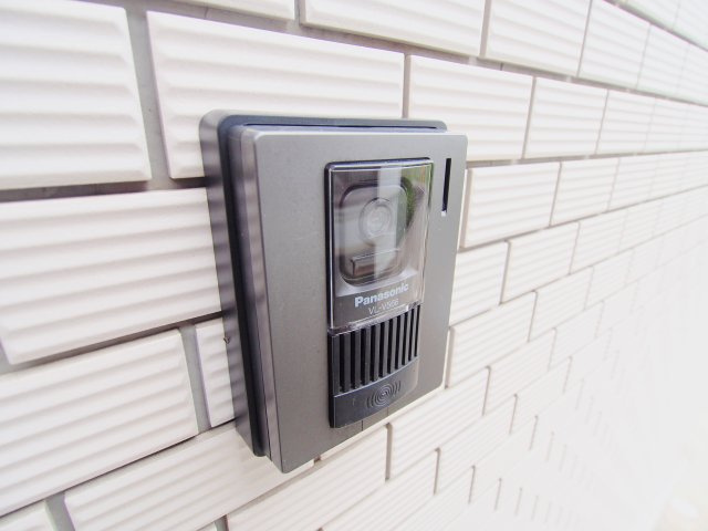 安芸郡府中町八幡３丁目のアパートのセキュリティ